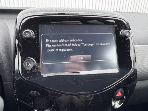 Peugeot 108 1.0 e-VTi Allure | Camera | Mirror Link (Apple Carplay / Android Auto | Climate Control | 15" Lic... ActivLease financial lease