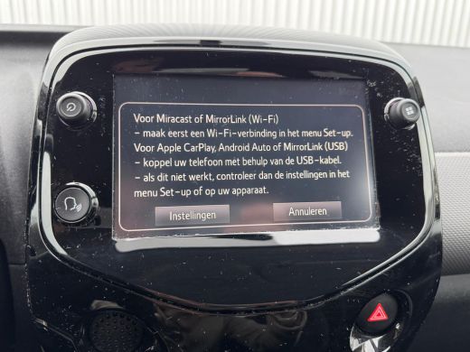 Peugeot 108 1.0 e-VTi Allure | Camera | Mirror Link (Apple Carplay / Android Auto | Climate Control | 15" Lic... ActivLease financial lease