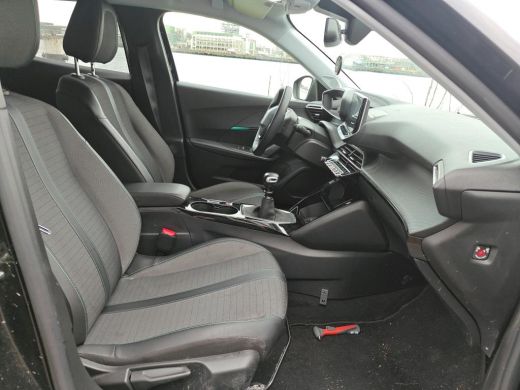 Peugeot 2008 1.2 PureTech Blue Lease Allure | Navigatie | Camera | 3D Instrumentenpaneel | Apple carplay | All... ActivLease financial lease