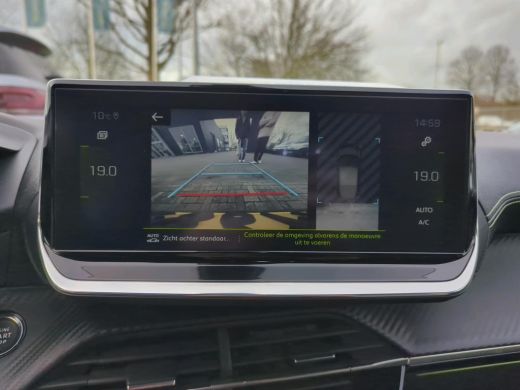 Peugeot 208 1.2 PureTech GT Pack | Automaat | 130pk | Navigatie | Camera | Panoramadak | Stoelverwarming | Fu... ActivLease financial lease