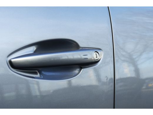 Peugeot 3008 1.6 PURETECH 180PK GT PACK AUTOMAAT / NAVI / ALCANTARA / CLIMA / PDC / 18" LMV / CAMERA / TREKHAA... ActivLease financial lease