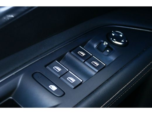 Peugeot 3008 1.6 PURETECH 180PK GT PACK AUTOMAAT / NAVI / ALCANTARA / CLIMA / PDC / 18" LMV / CAMERA / TREKHAA... ActivLease financial lease