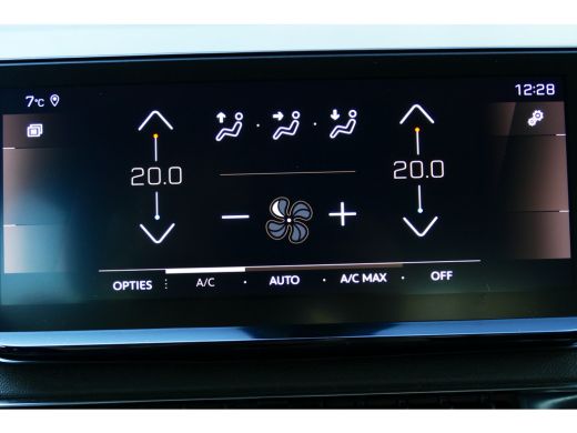 Peugeot 3008 1.6 PURETECH 180PK GT PACK AUTOMAAT / NAVI / ALCANTARA / CLIMA / PDC / 18" LMV / CAMERA / TREKHAA... ActivLease financial lease