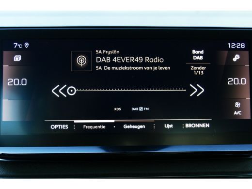 Peugeot 3008 1.6 PURETECH 180PK GT PACK AUTOMAAT / NAVI / ALCANTARA / CLIMA / PDC / 18" LMV / CAMERA / TREKHAA... ActivLease financial lease