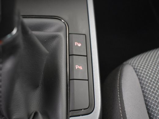 Seat Arona 1.0 TSI Style Limited Edition 95pk | Camera achter | Dodehoekdetectie | Park assist | Adaptief cr... ActivLease financial lease