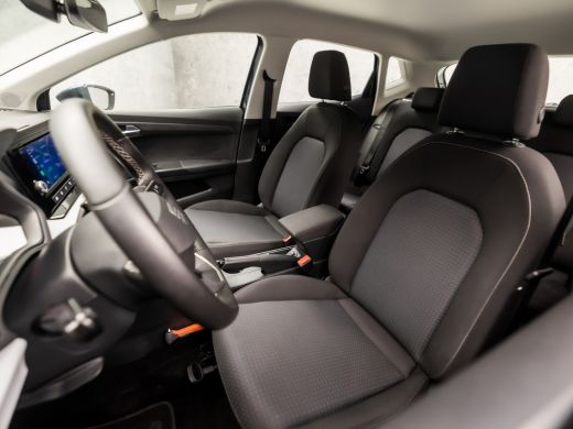 Seat Ibiza 1.0 Sport (APPLE CARPLAY, CLIMATE, LM VELGEN, CRUISE, SPORTSTOELEN, PARKEERSENSOREN, ARMSTEUN, NI... ActivLease financial lease