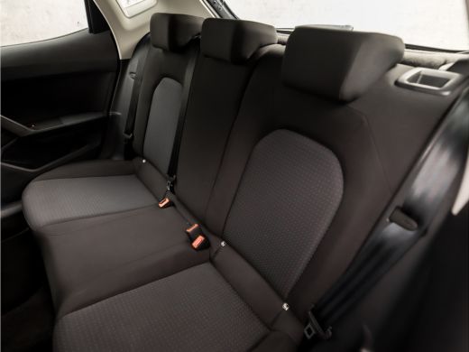 Seat Ibiza 1.0 Sport (APPLE CARPLAY, CLIMATE, LM VELGEN, CRUISE, SPORTSTOELEN, PARKEERSENSOREN, ARMSTEUN, NI... ActivLease financial lease