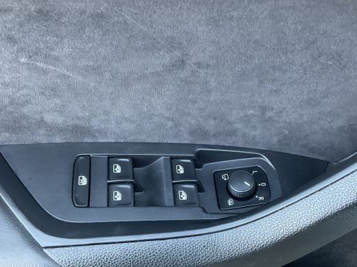 Skoda Kodiaq 7-Pers 1.5 TSI Sportline 7p. Virtual Pano.dak Trekhaak 20"LMV Full option Business ActivLease financial lease