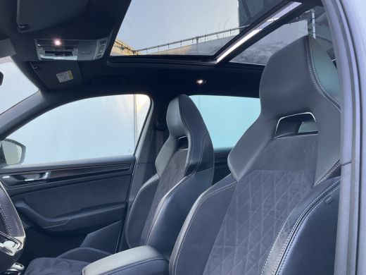 Skoda Kodiaq 7-Pers 1.5 TSI Sportline 7p. Virtual Pano.dak Trekhaak 20"LMV Full option Business ActivLease financial lease