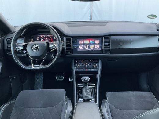 Skoda Kodiaq 7-Pers 1.5 TSI Sportline 7p. Virtual Pano.dak Trekhaak 20"LMV Full option Business ActivLease financial lease