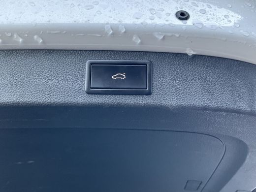 Skoda Kodiaq 7-Pers 1.5 TSI Sportline 7p. Virtual Pano.dak Trekhaak 20"LMV Full option Business ActivLease financial lease