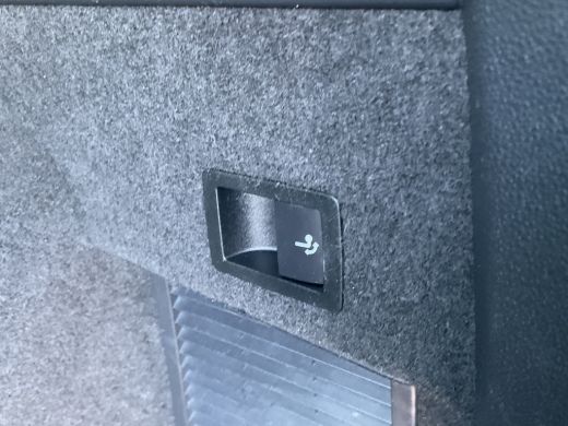 Skoda Kodiaq 7-Pers 1.5 TSI Sportline 7p. Virtual Pano.dak Trekhaak 20"LMV Full option Business ActivLease financial lease