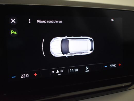 Skoda Octavia Combi 1.0 e-TSI Sport Business 110pk DSG/AUTO | Trekhaak | Navigatie | App connect | Privacy glas... ActivLease financial lease