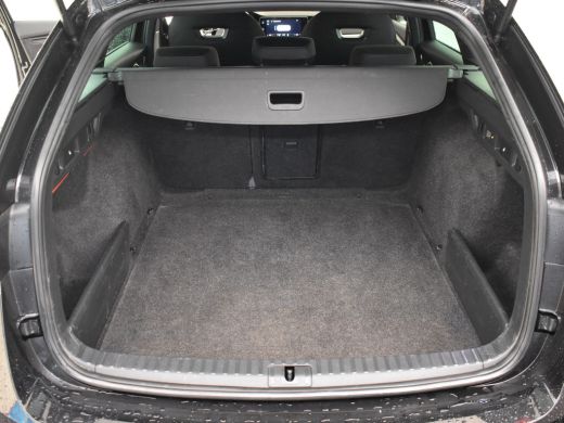 Skoda Octavia Combi 1.0 e-TSI Sport Business 110pk DSG/AUTO | Trekhaak | Navigatie | App connect | Privacy glas... ActivLease financial lease