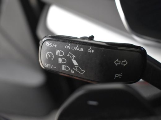 Skoda Octavia Combi 1.0 e-TSI Sport Business 110pk DSG/AUTO | Trekhaak | Navigatie | App connect | Privacy glas... ActivLease financial lease