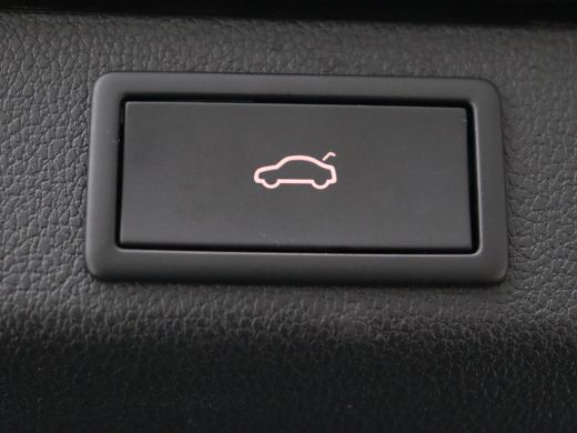 Skoda Superb 1.4 TSI iV Sportline | Stoelverwarming | Alcantara | Adaptive cruise | Camera | Carplay | Matrix ... ActivLease financial lease