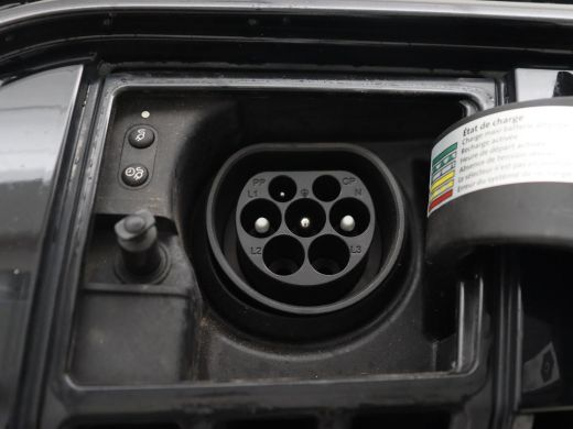 Skoda Superb 1.4 TSI iV Sportline | Stoelverwarming | Alcantara | Adaptive cruise | Camera | Carplay | Matrix ... ActivLease financial lease