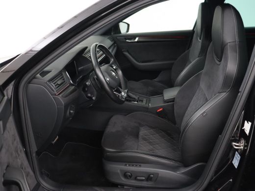 Skoda Superb 1.4 TSI iV Sportline | Stoelverwarming | Alcantara | Adaptive cruise | Camera | Carplay | Matrix ... ActivLease financial lease