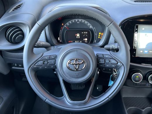 Toyota Aygo 1.0 VVT-i MT Play **APPLE CARPLAY/ DAB/ AIRCO/ ADAPTIEF CRUISE CONTROL** ActivLease financial lease