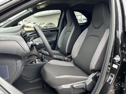 Toyota Aygo 1.0 VVT-i MT Play **APPLE CARPLAY/ DAB/ AIRCO/ ADAPTIEF CRUISE CONTROL** ActivLease financial lease