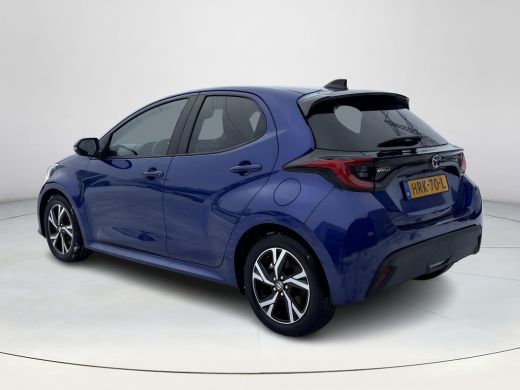 Toyota Yaris 1.5 Hybrid 115 Dynamic **STOEL EN STUURWIELVERWARMING/ KEYLESS/ PARKEERSENSOREN/ GARANTIE** ActivLease financial lease