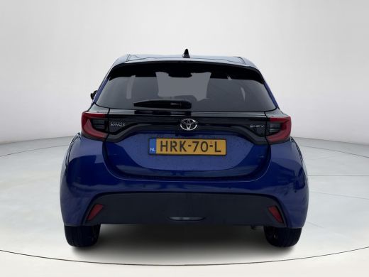 Toyota Yaris 1.5 Hybrid 115 Dynamic **STOEL EN STUURWIELVERWARMING/ KEYLESS/ PARKEERSENSOREN/ GARANTIE** ActivLease financial lease