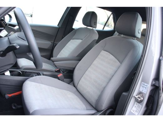Volkswagen ID.3 Pro 58 kWh | NL-AUTO! | DEALER OH! | ADAPTIVE CRUISE | LANE ASSIST | AMBIANT LIGHTS | BTW | PARK ... ActivLease financial lease