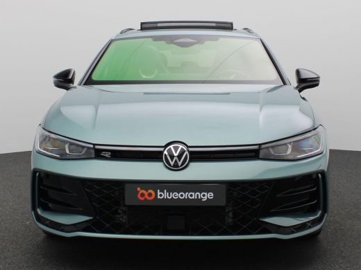 Volkswagen Passat Variant 1.5 eHybrid R-Line Edition 272PK DSG Black Style, Pano-Schuifdak, Trekhaak, Lederen Bekle... ActivLease financial lease