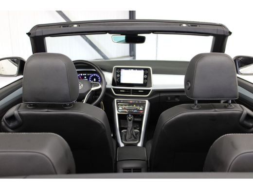 Volkswagen T-Roc 1.5 TSI 150PK DSG STYLE VIRTUAL/NAVI/CARPLAY FABRIEKS GARANTIE ActivLease financial lease