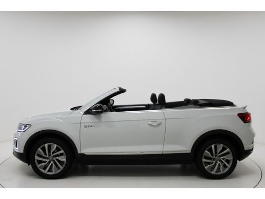 Volkswagen T-Roc 1.5 TSI 150PK DSG STYLE VIRTUAL/NAVI/CARPLAY FABRIEKS GARANTIE ActivLease financial lease