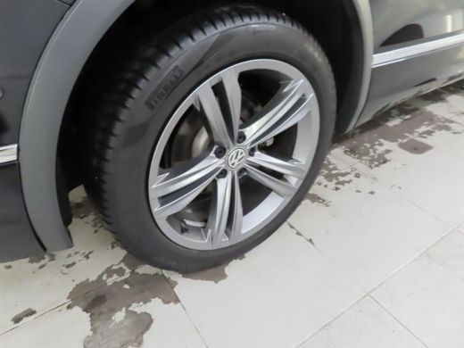 Volkswagen Tiguan Allspace 1.5 TSI Highline R Line Pano.dak Stoelvrw. Adapt.Cruise Business ActivLease financial lease