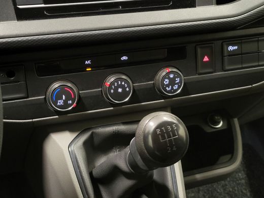 Volkswagen Transporter 2.0TDI Trekhaak Euro 6! ActivLease financial lease