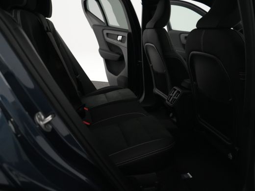 Volvo  EX40 Single Extended Ultra Black Edition 82 kWh Harman Kardon | 360&deg; Camera | Runningboards | Dakspoil... ActivLease financial lease