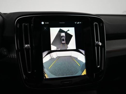 Volvo  EX40 Single Extended Ultra Black Edition 82 kWh Harman Kardon | 360&deg; Camera | Runningboards | Dakspoil... ActivLease financial lease