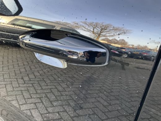 Volvo  XC40 Recharge P8 AWD R-Design Carplay Adapt.Cruis Stoelverw. Elektr a.klep ActivLease financial lease