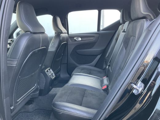 Volvo  XC40 Recharge P8 AWD R-Design Carplay Adapt.Cruis Stoelverw. Elektr a.klep ActivLease financial lease