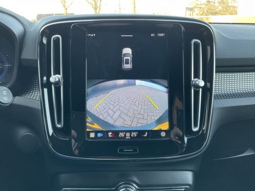 Volvo  XC40 Recharge P8 AWD R-Design Carplay Adapt.Cruis Stoelverw. Elektr a.klep ActivLease financial lease