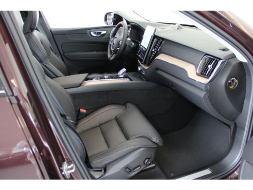 Volvo  XC60 T6 350PK AWD Ultra Dark | Executive | 22" | Luchtvering | B&W | Massage ActivLease financial lease