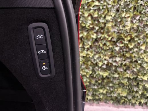 Volvo  XC90 T8 AWD Recharge Ultra Bright Luchtvering | Trekhaak | 360 Camera | Head-Up Display | Harman Kardo... ActivLease financial lease