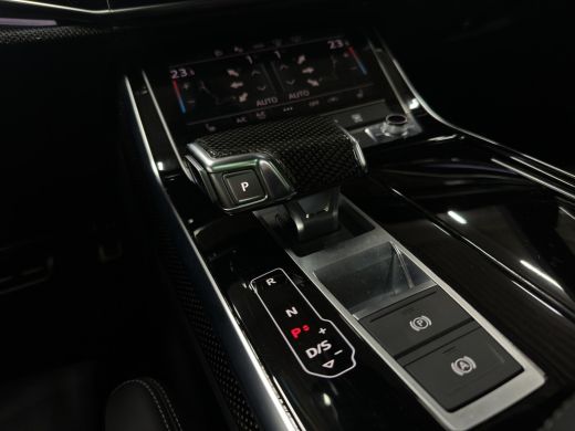 Audi Q8 55 TFSI e quattro Pro Line Luchtvering Softclose Dodehoekdetectie 22''' ActivLease financial lease