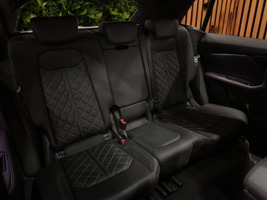 Audi Q8 55 TFSI e quattro Pro Line Luchtvering Softclose Dodehoekdetectie 22''' ActivLease financial lease