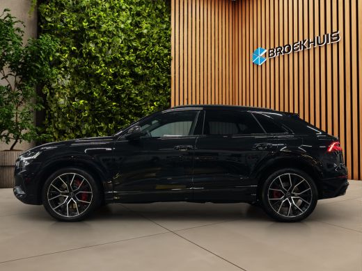 Audi Q8 55 TFSI e quattro Pro Line Luchtvering Softclose Dodehoekdetectie 22''' ActivLease financial lease