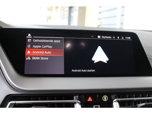 BMW 1 Serie 118i Executive Edition | Sportstoelen | M Aerodynamica | 19" lichtmetalen velgen | Dakspoiler |  ... ActivLease financial lease