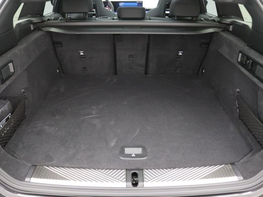 BMW M5 Touring M5 728PK AUT. Keramische remschijven, Panoramadak, Head-Up Display, Adaptieve Cruise Cont... ActivLease financial lease