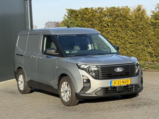 Ford Transit Courier 1.0 Ecoboost Limited BENZINE / L1H1 / UNIEK 2.119 KM!! / 4 JAAR GAR !! / ADAPTIVE CRUISE / CAMERA... ActivLease financial lease