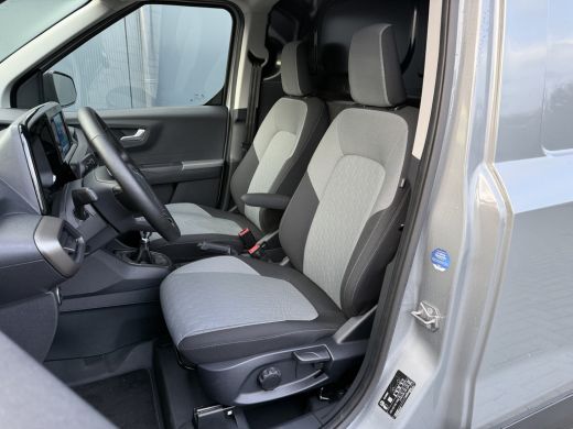 Ford Transit Courier 1.0 Ecoboost Limited BENZINE / L1H1 / UNIEK 2.119 KM!! / 4 JAAR GAR !! / ADAPTIVE CRUISE / CAMERA... ActivLease financial lease