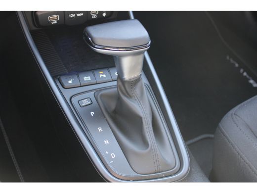 Hyundai Bayon 1.0 T-GDI Premium | Automaat | Parkeersensoren voor en achter | Achteruitrijcamera | | Achterbank... ActivLease financial lease