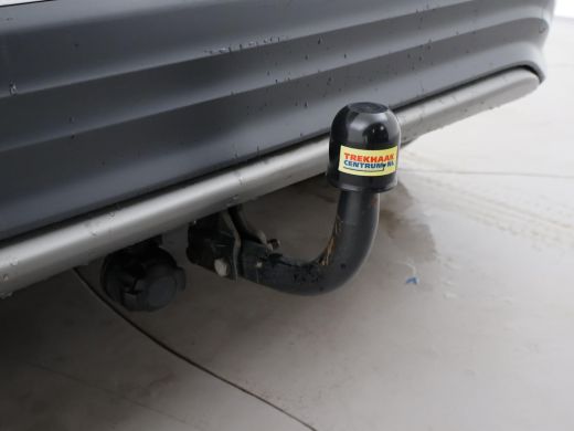 Hyundai Kona EV PREMIUM SKY 64 KWH + SCHUIFDAK | LEDER | TREKHAAK | STOELVENTILATIE | HEAD-UP | CAMERA | ADAPT... ActivLease financial lease