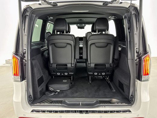 Mercedes-Benz EQV 300 L2 90kWh Memory seats Luchtvering Burmester audio Design pakket 360 Camera Adaptieve cruise c... ActivLease financial lease