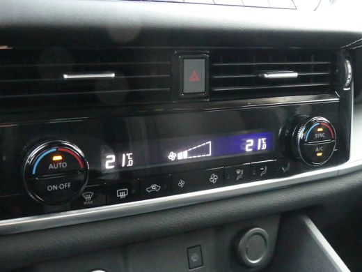 Nissan QASHQAI 1.3 MHEV Xtronic Acenta | NAVI | DOEDEHOEKDETECTIE | 360 CAMERA | KEYLESS ENTRY/START | ActivLease financial lease